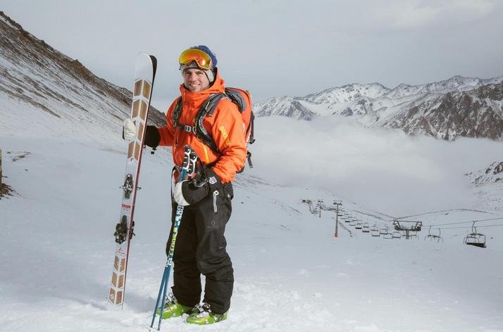 Dr.Lal Skiing